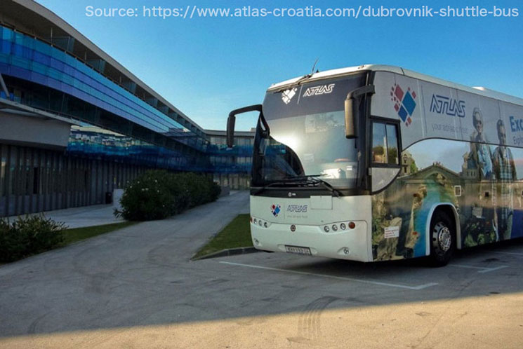 ドブロブニク空港のシャトルバス（Source: https://www.atlas-croatia.com/dubrovnik-shuttle-bus）