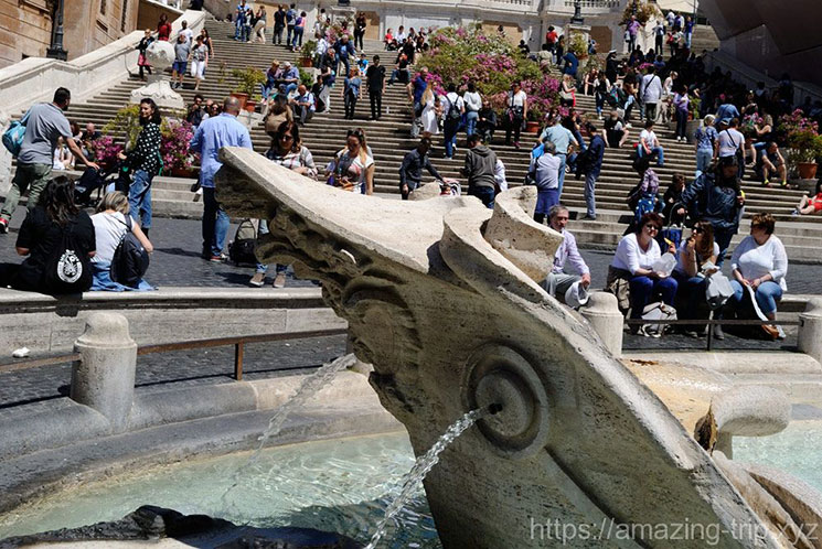 スペイン広場 舟の噴水