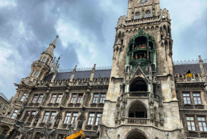ミュンヘン 新市庁舎 塔の登り方、営業時間、入場料金、チケット売場まで徹底解説