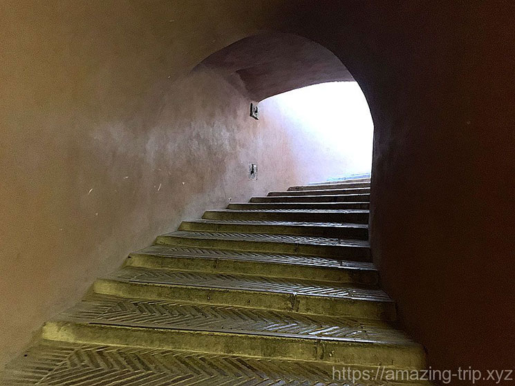 サンタンジェロ城内の階段