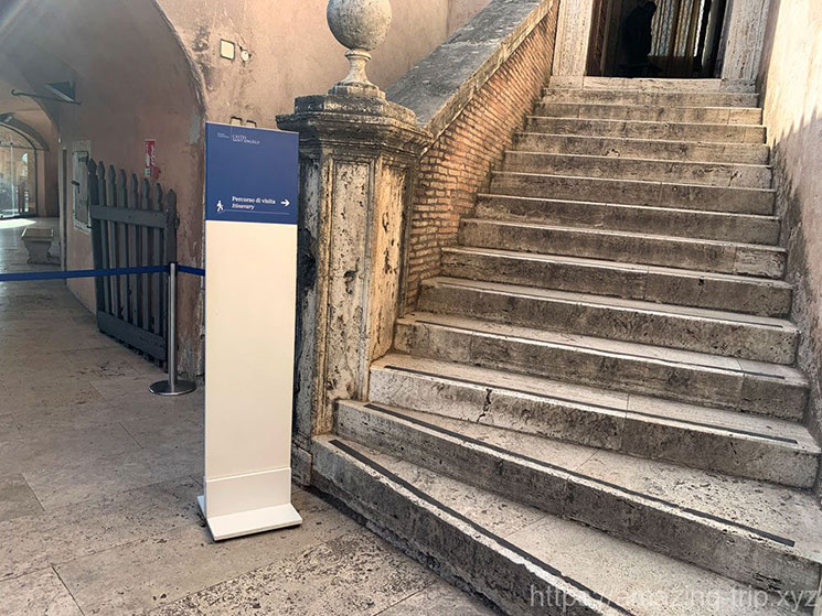 サンタンジェロ城 展望階への階段