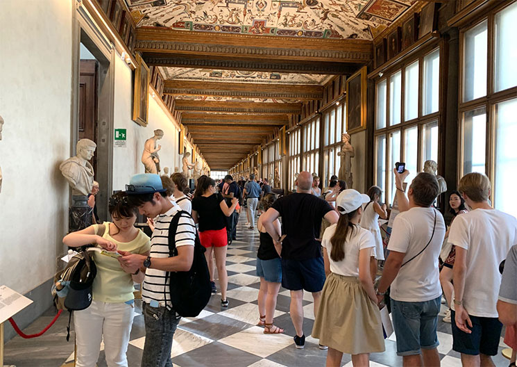 ウフィツィ美術館の回廊
