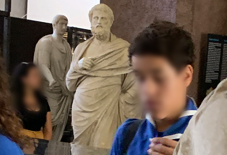 ソフォクレス像（帝政ローマ期の作品の復刻品）