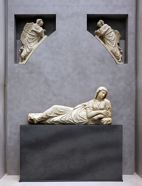 カンビオ作「聖母マリアとキリストの降誕」