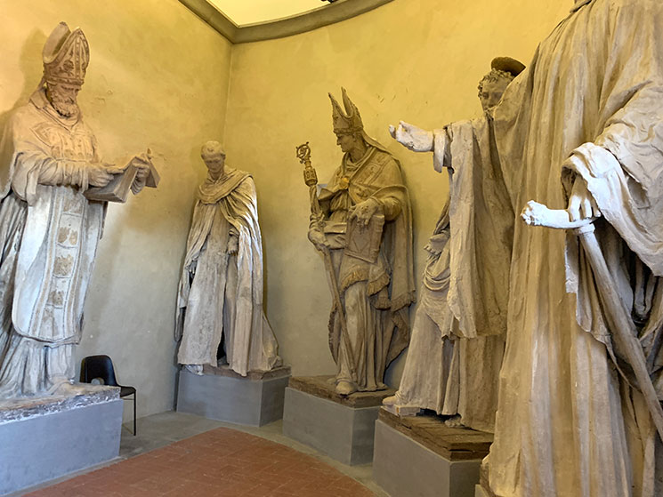 ドゥオーモ大聖堂内に保管されている彫像