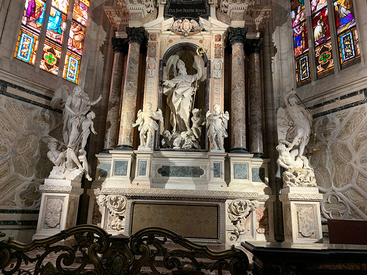 聖ジョヴァンニ・ボーノの礼拝堂 - ミラノドゥオーモ大聖堂内部