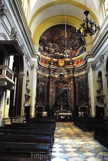 聖イグナチオ教会の内部