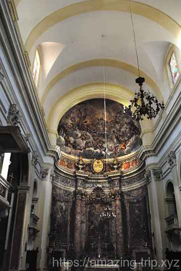 聖イグナチオ教会の内部