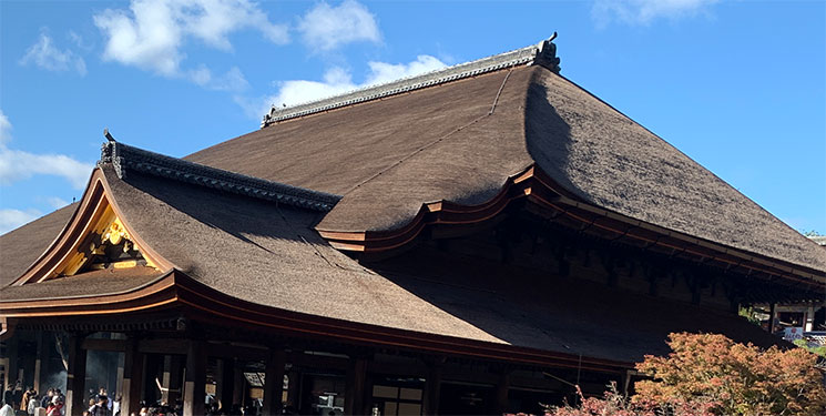 清水寺 本堂の屋根