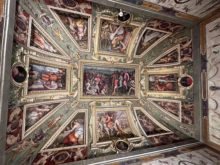 ヴェッキオ宮殿 - コジモ・デ・メディチの間の天井画