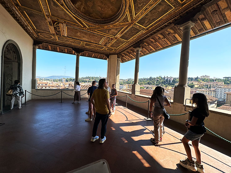 サトゥルヌスのテラス