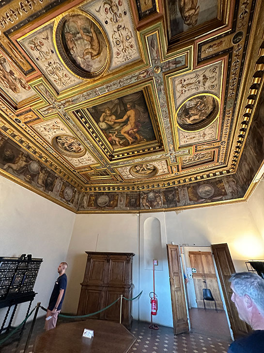 ヘラクレスの間