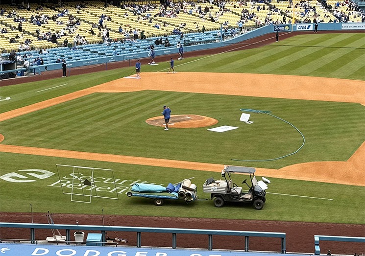 「LOGE（2階）」エリア 内野席付近からの景観