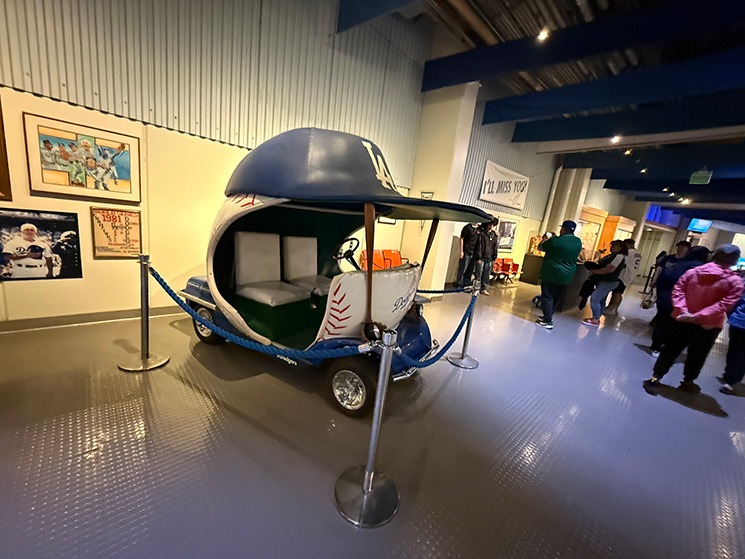 ドジャースタジアム内の展示ギャラリー