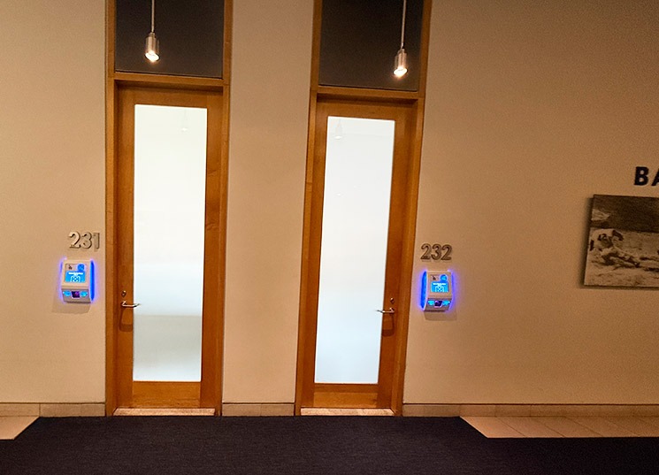 スイートルーム入口（選手家族専用エリア）