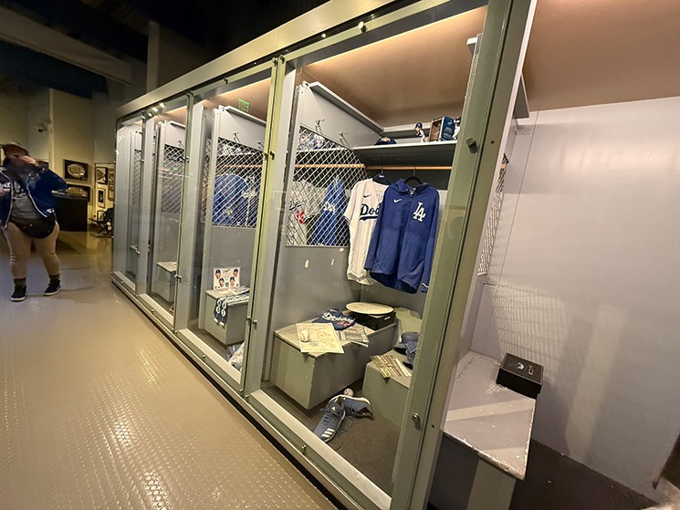 実際の選手ロッカーを再現した展示