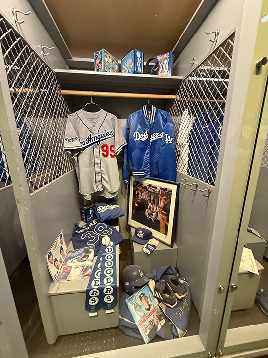 かつて使用されていたロッカーの展示