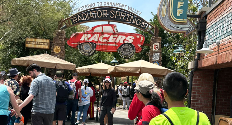 ラディエイター・スプリングス・レイサーズ