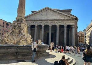 パンテオンの外観