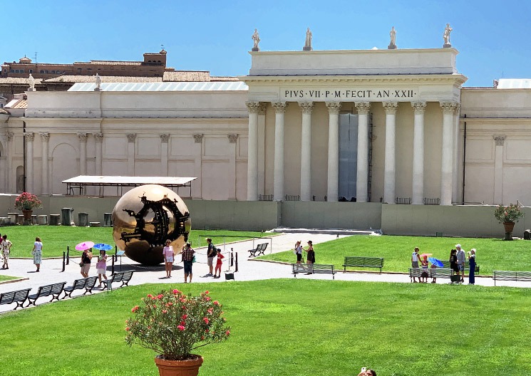 バチカン美術館を見学&館内でランチ