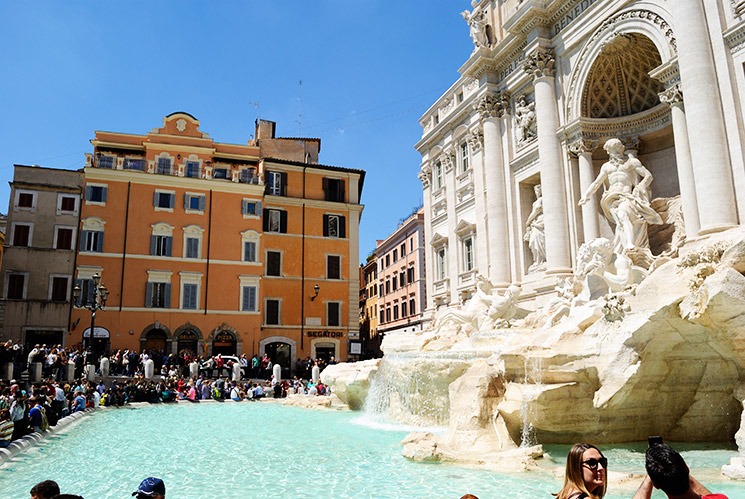 トレヴィの泉の風景