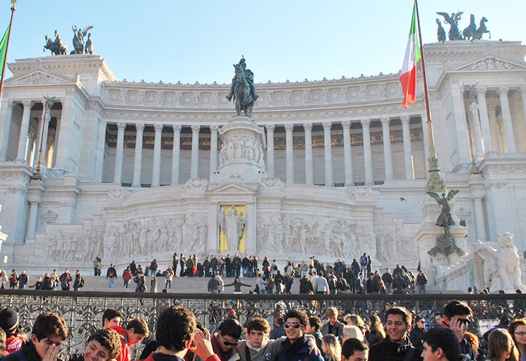 ヴィットーリオ・エマヌエーレ2世記念堂のファサード