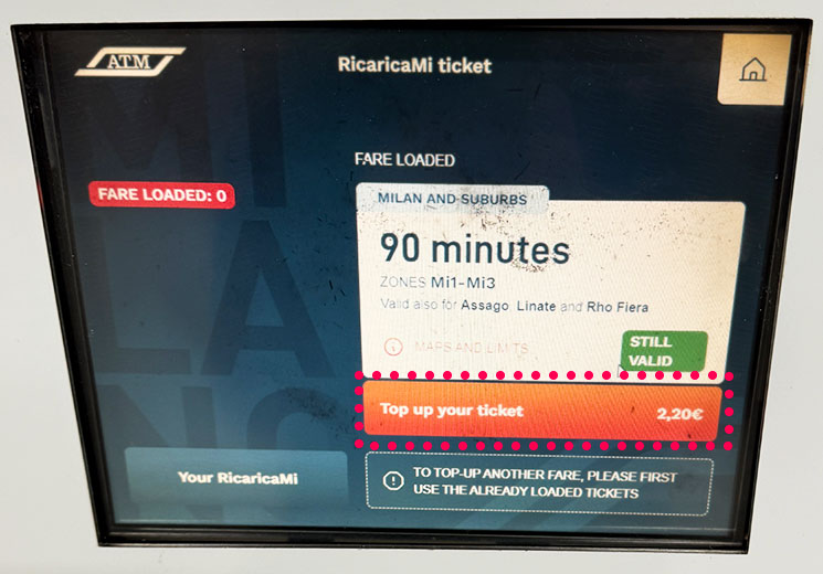 ミラノ公共交通の自動券売機 RicaricaMi チケット状況表示