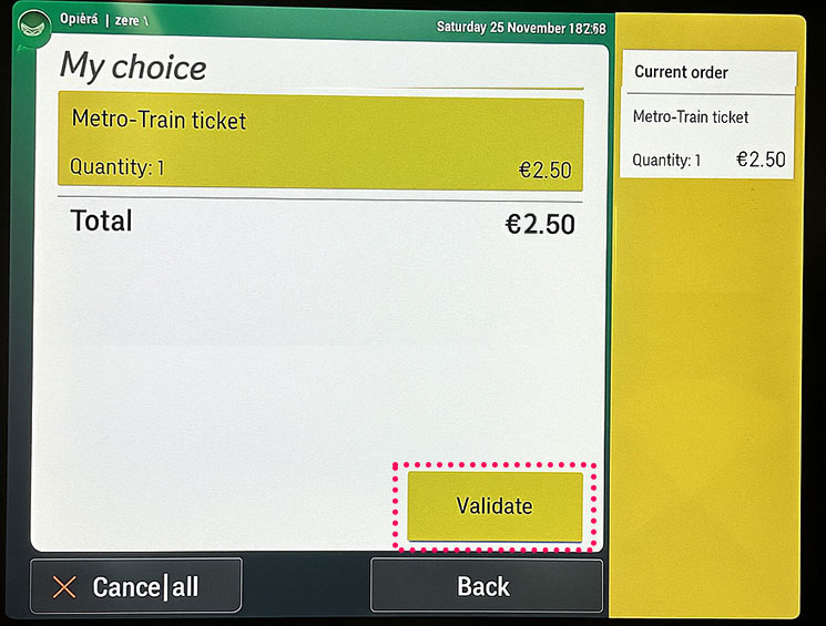 自動券売機の「Navigo Easy」チャージ内容の確認画面