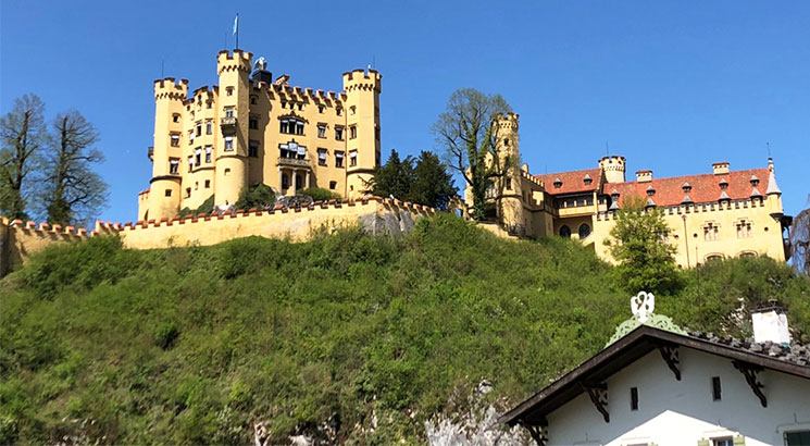 ホーエンシュバンガウ城の外観