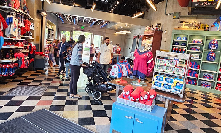 マーベルショップの内の様子