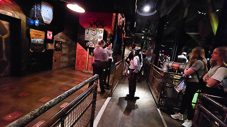 ガーディアンズ・オブ・ギャラクシーの搭乗直前エリア1