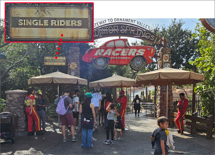 ラジエーター・スプリングス・レーサーの入口