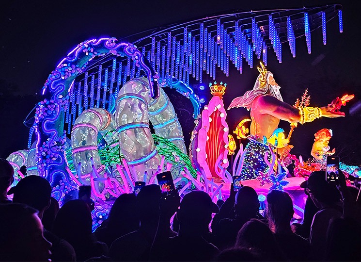 ディズニーランドパーク ペイント・ザ・ナイト - アリエルとトリトンのフロート