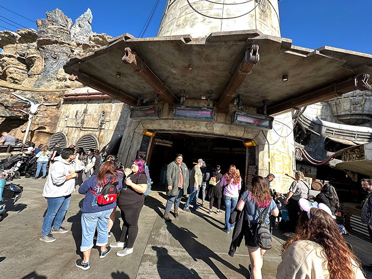 スター・ウォーズ：G・エッジ内の「ミレニアム・ファルコンの入口」