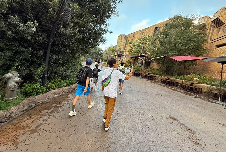 ディズニーランド・パーク内の開園直後の様子