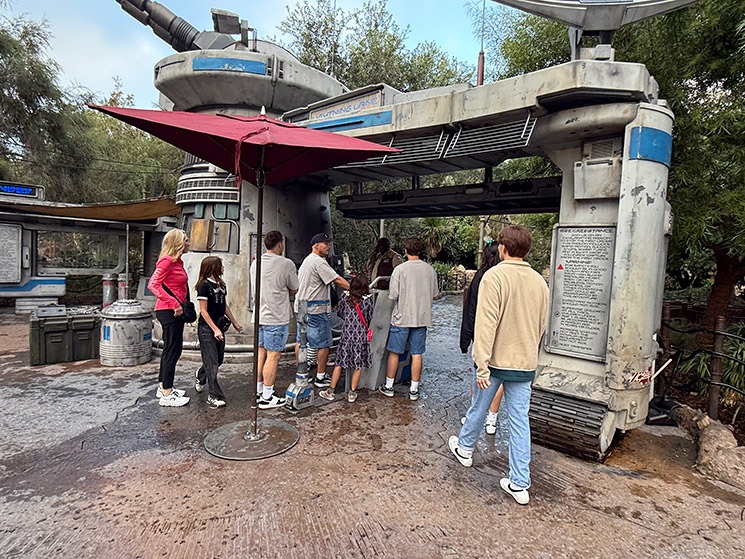 スター・ウォーズ：ライズ・オブ・ザ・レジスタンスの入口