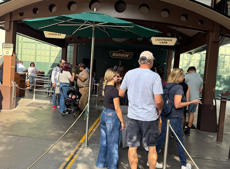 ソアリン・アラウンド・ザ・ワールドの入口