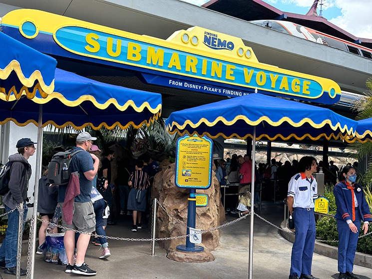 ファインディング・ニモ・サブマリン・ヴォヤッジの入口