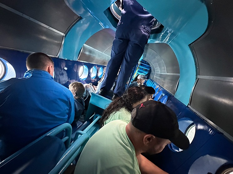 ファインディング・ニモ・サブマリン・ヴォヤッジの内部