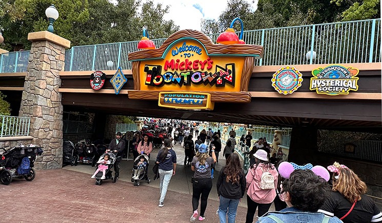 トゥーンタウンエリアの入口