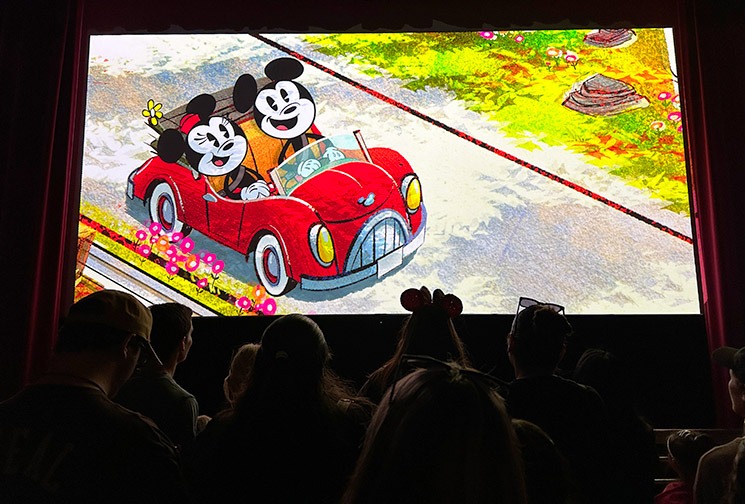 ミッキー＆ミニーのランナウェイ・レイルウェイのショートムービーの映像