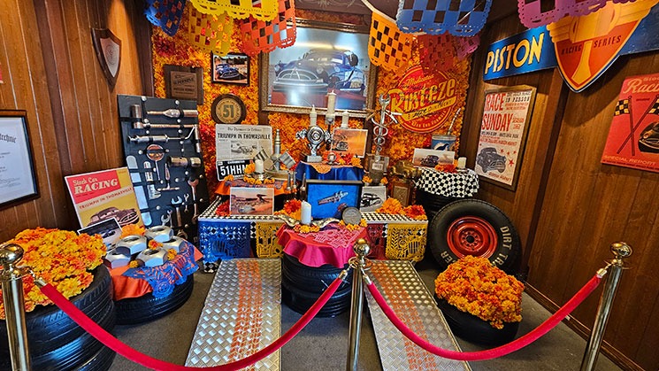 カーズショップの一角のハロウィンコーナー