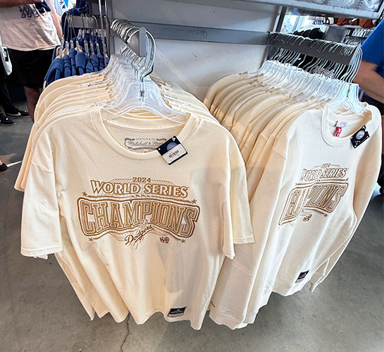 2024年ワールドシリーズ優勝記念Tシャツ