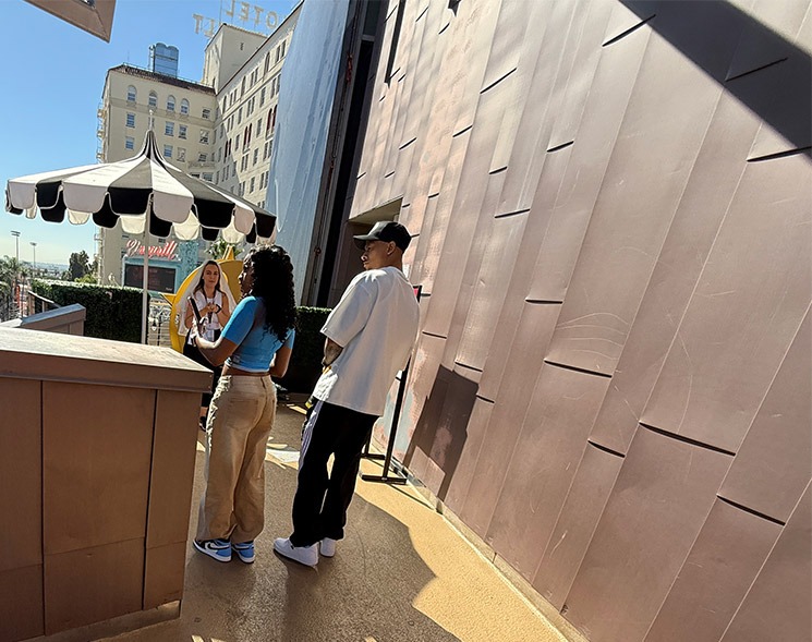 「マダム・タッソー・ハリウッド」の3階でチケットを再提示