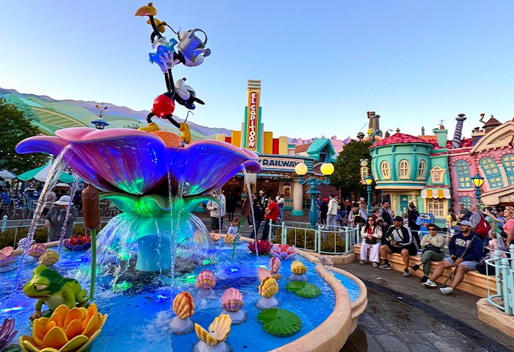 ミッキーのトゥーンタウン エリア風景