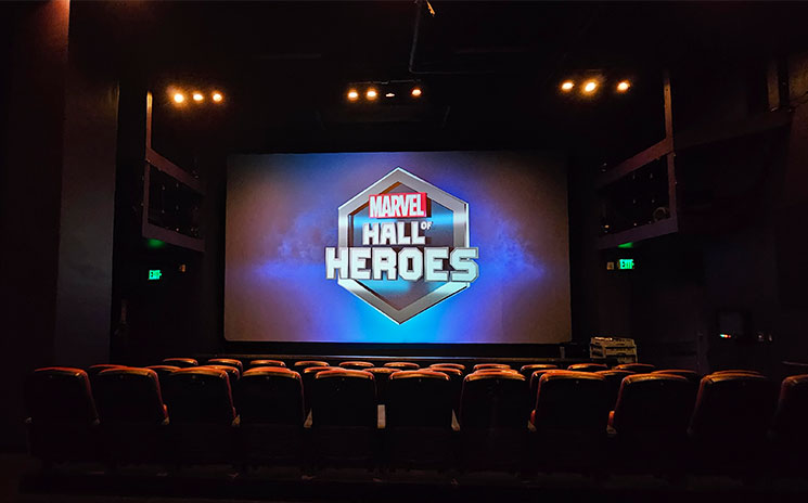 4Dのショートムービー(MARVEL© Universe 4D)の劇場