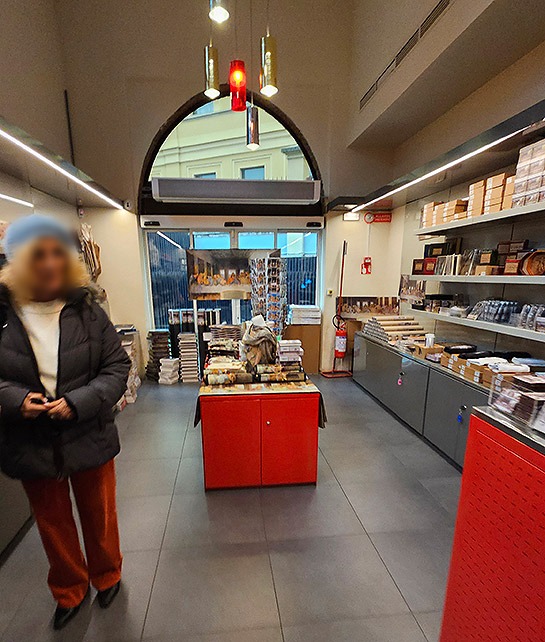 最後の晩餐に隣接するブックショップ