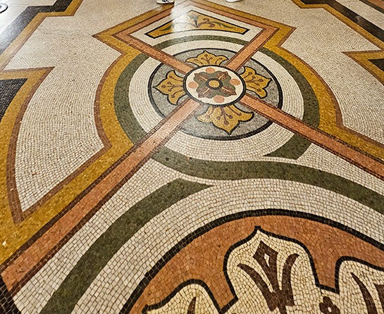 アヴァン・フォワイエ 床の模様