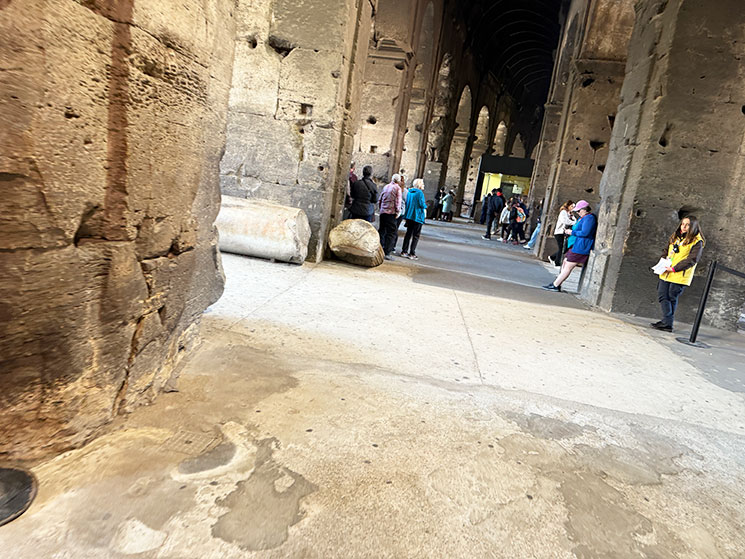 コロッセオ地上階（Level 1）の外周通路