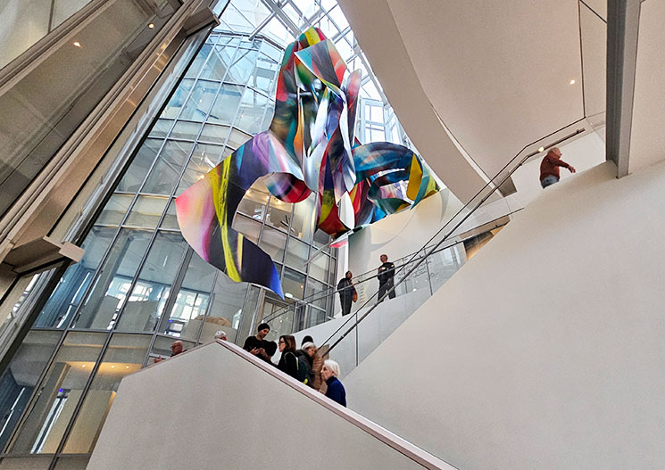 フォンダシオン・ルイヴィトン スタジオへの階段